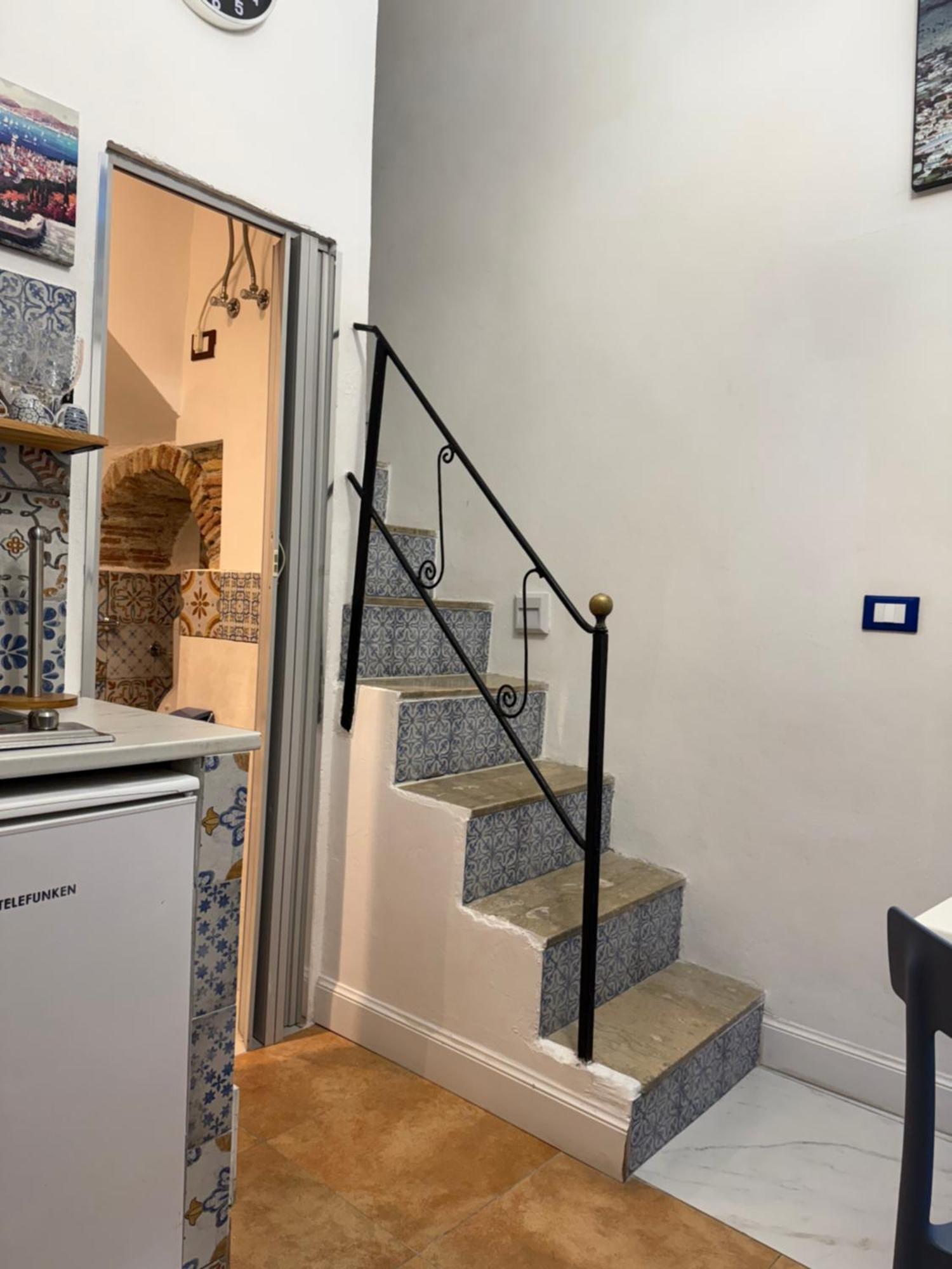 Caminneci Palace & Rooms Palermo Bagian luar foto