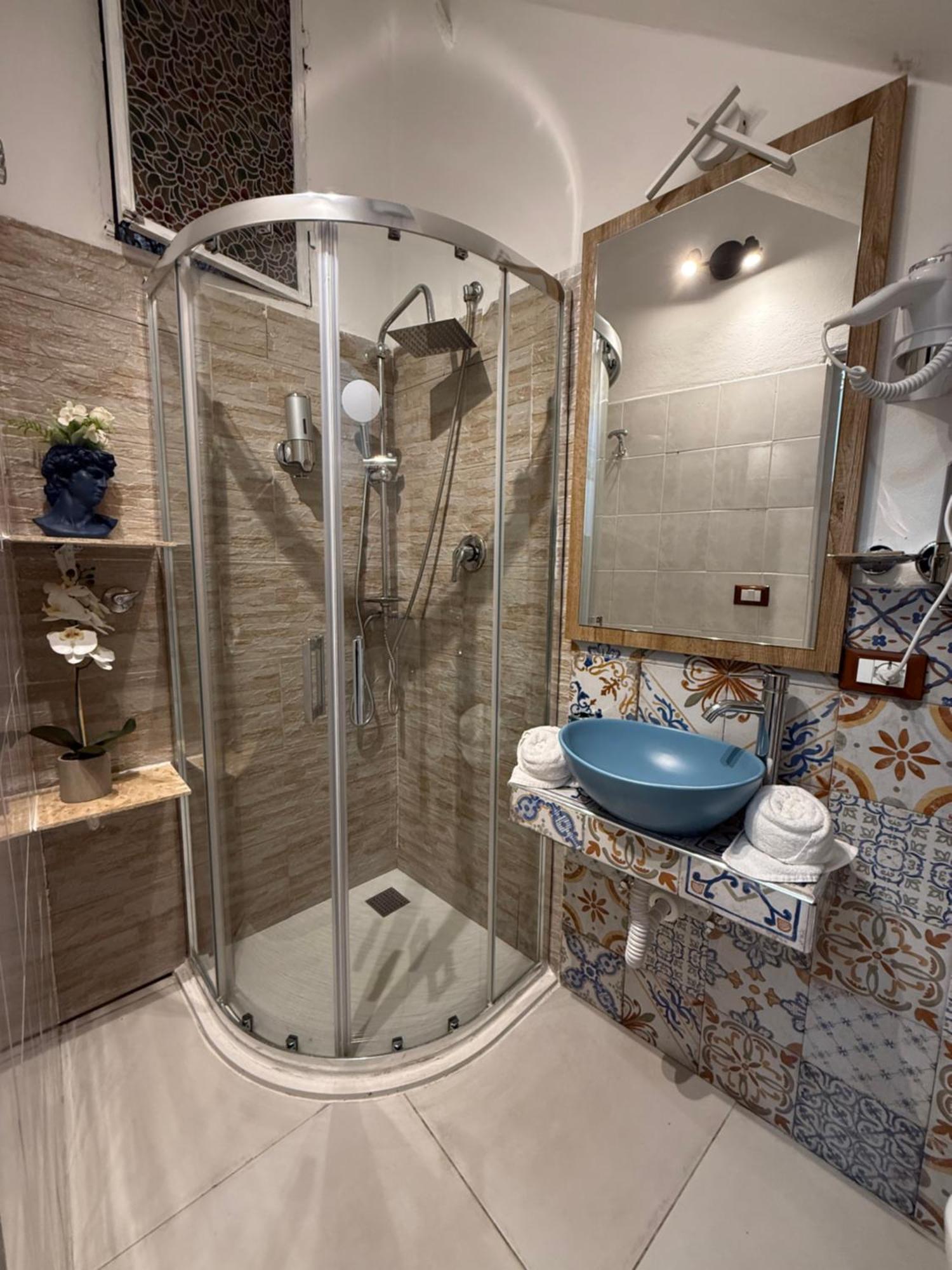 Caminneci Palace & Rooms Palermo Bagian luar foto